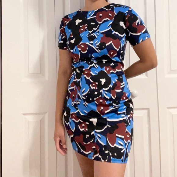 Color block dress - Picture 3 of 4